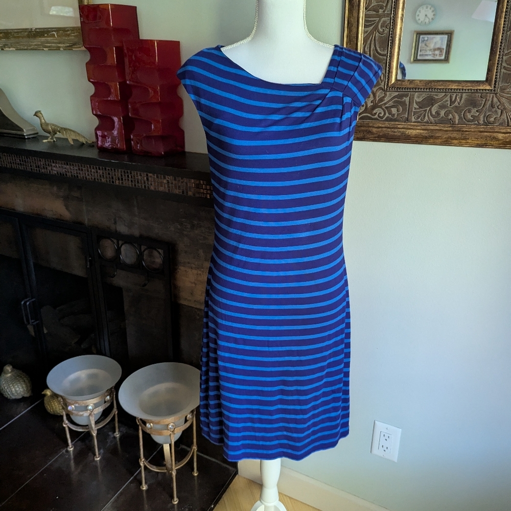 Calvin Klein Size Medium Striped Dress Soft Knit Pleated Shoulder Accent 165